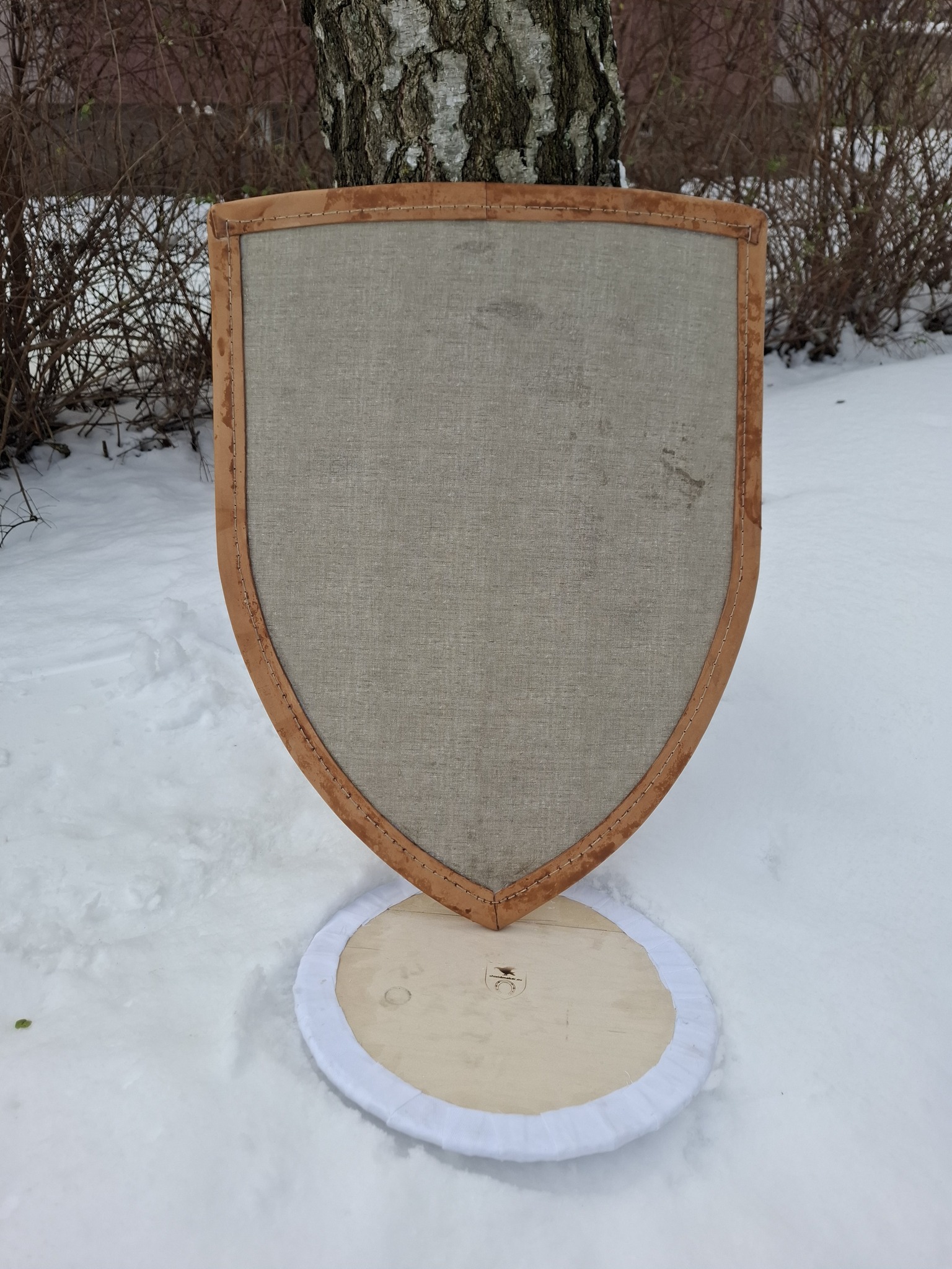 image from Tarcza wzór 1 obita włoską skórą